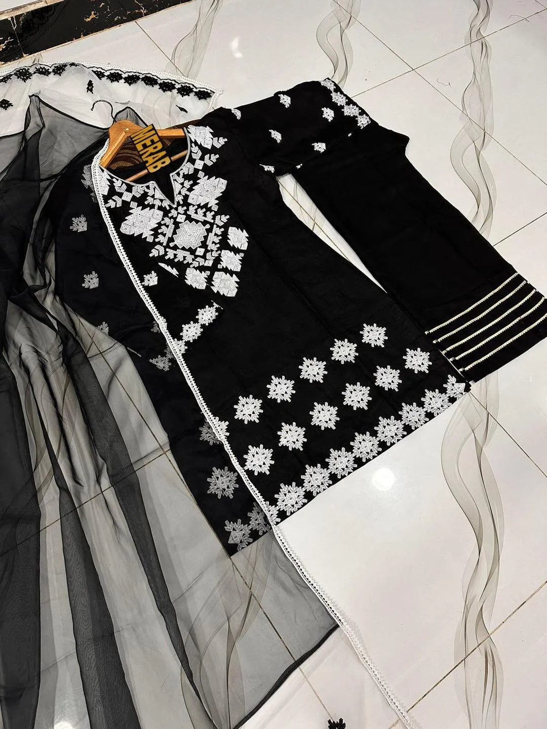 3 Pcs Women's Stitched Cotton Embroidered Suit